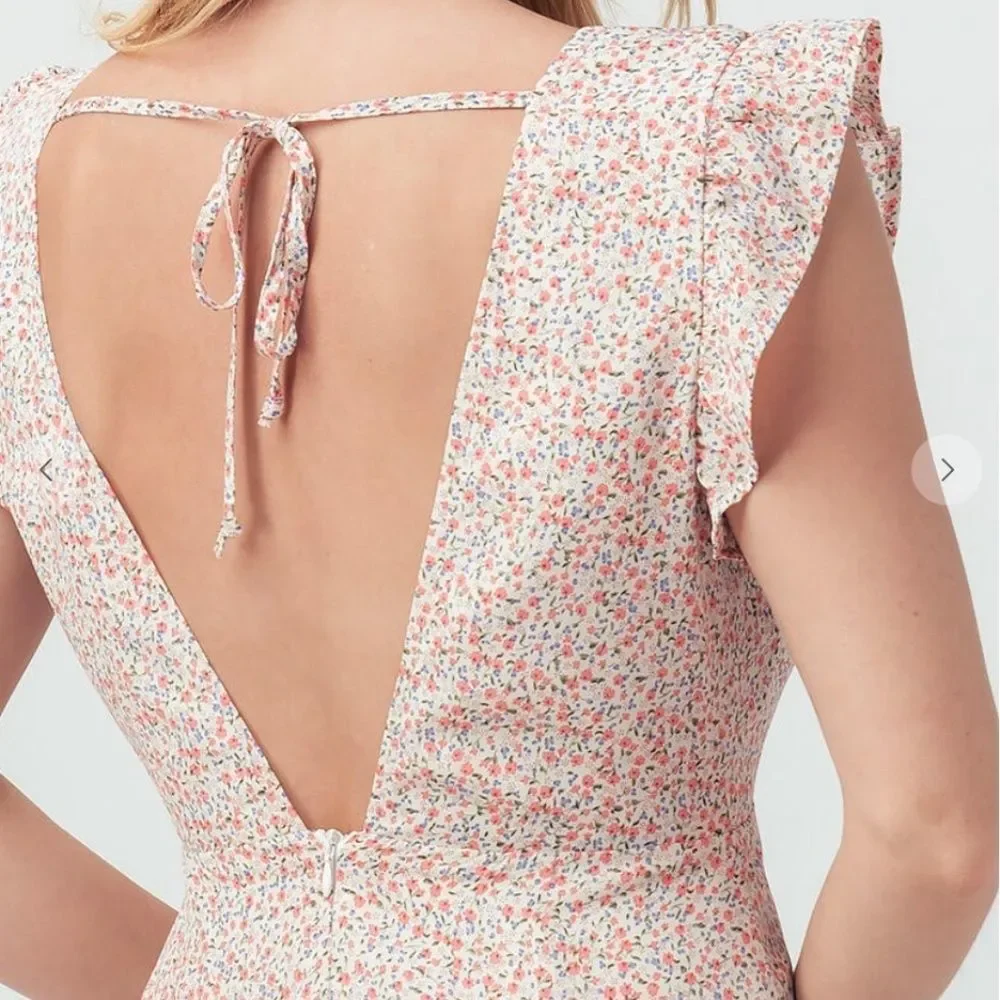 NWT Floral Ruffle Flutter Sleeve Mini Dress with Deep V Neckline - Picture 7 of 8